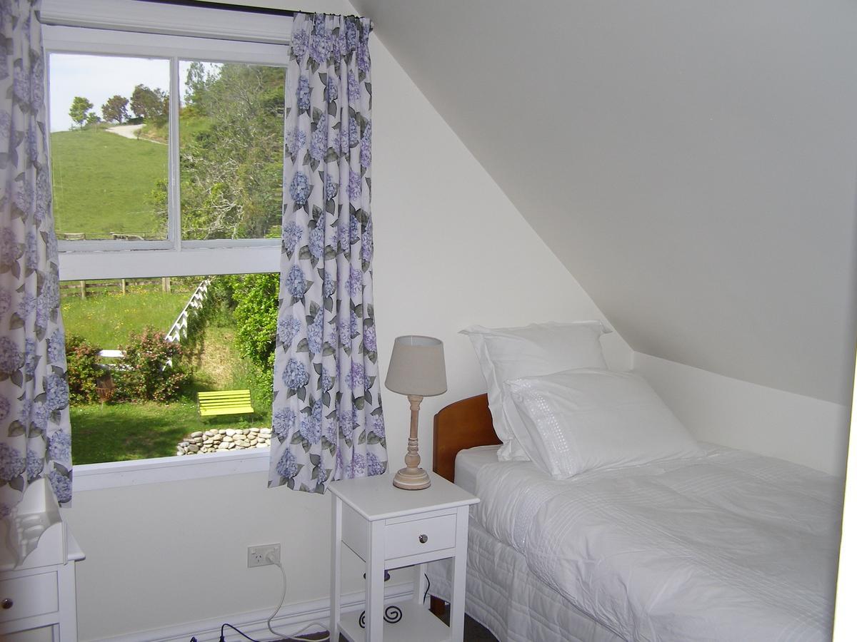 Ashley Villa Bnb Takaka Exterior photo