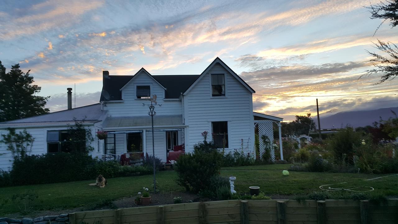Ashley Villa Bnb Takaka Exterior photo