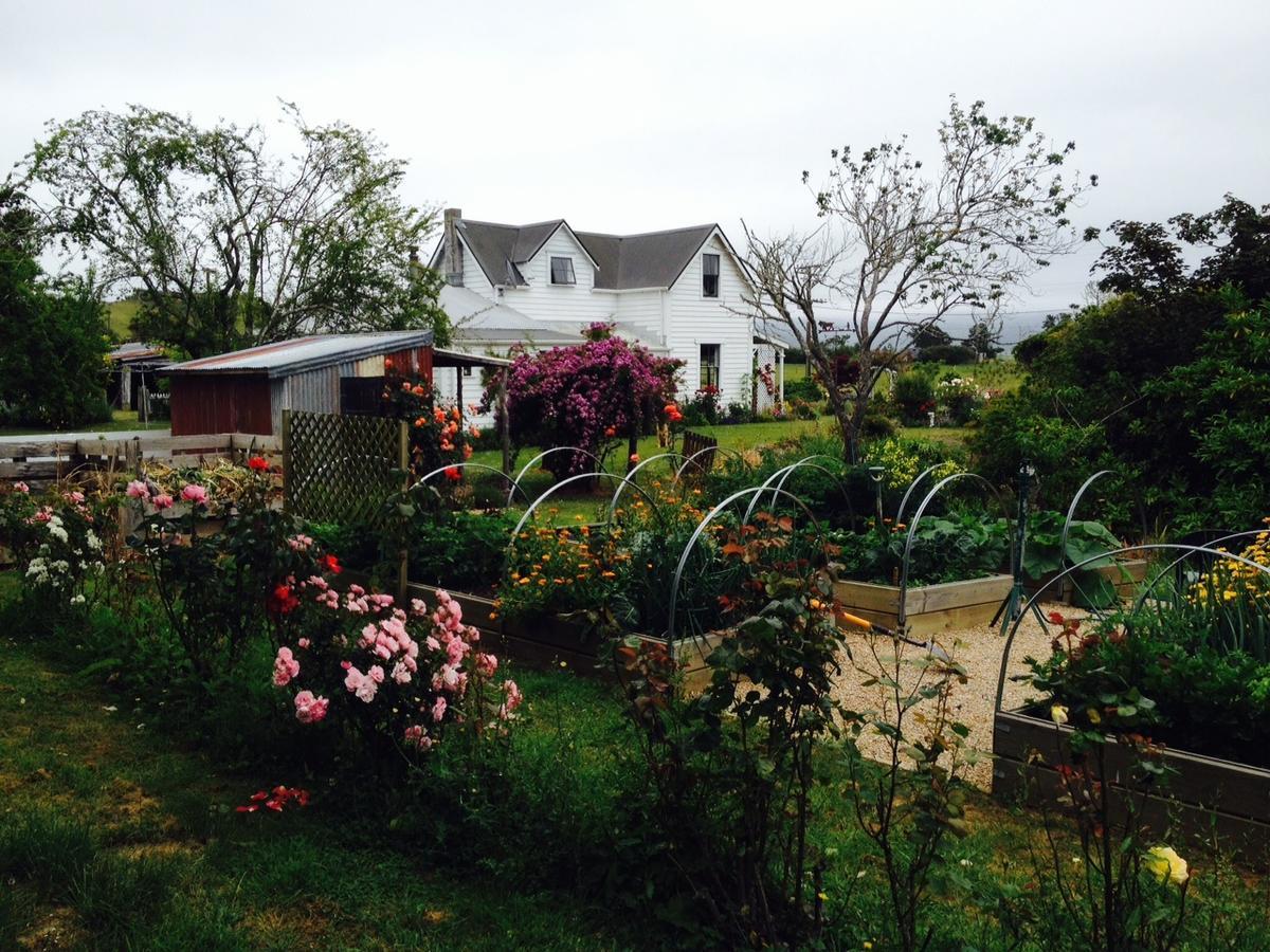 Ashley Villa Bnb Takaka Exterior photo